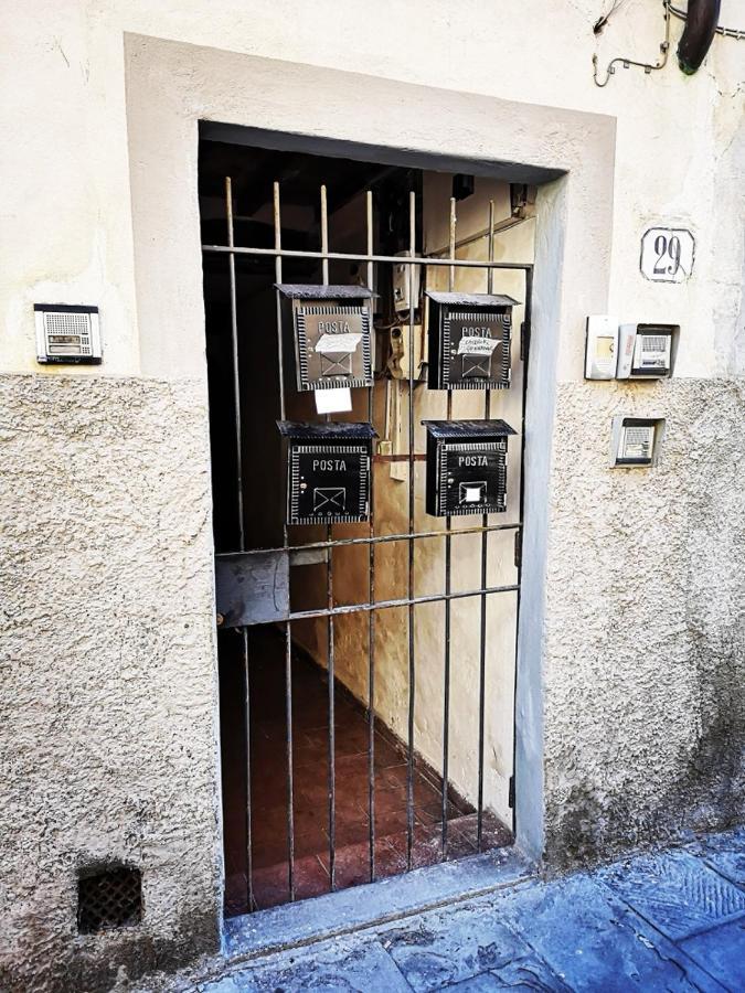 Florentine Style Apartment In San Frediano Firenze Eksteriør billede